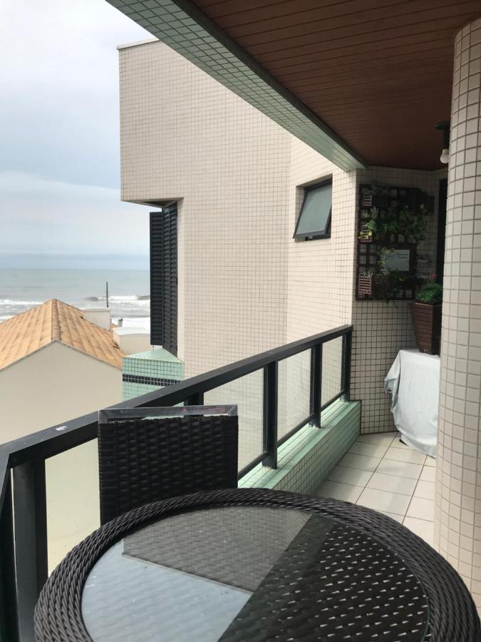 Lindo Apartamento Com Vista Para O Mar Matinhos Exteriér fotografie