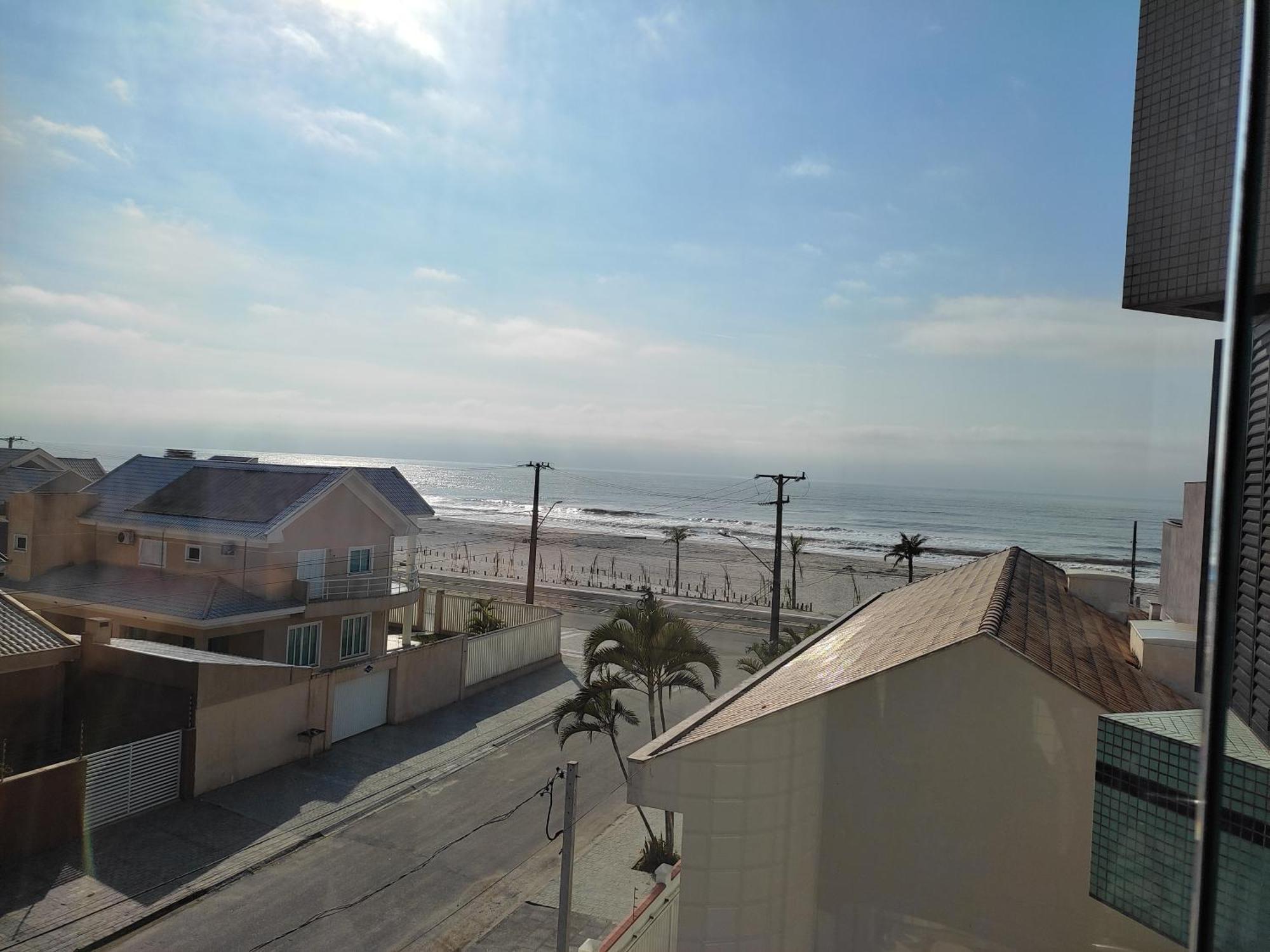 Lindo Apartamento Com Vista Para O Mar Matinhos Exteriér fotografie