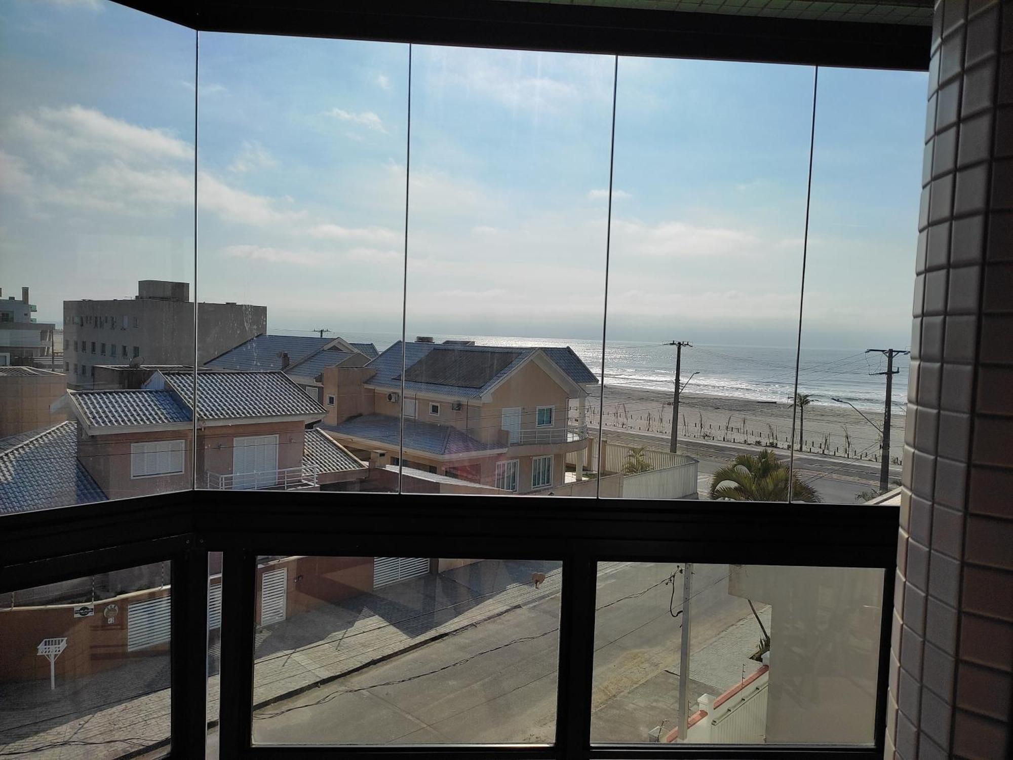 Lindo Apartamento Com Vista Para O Mar Matinhos Exteriér fotografie